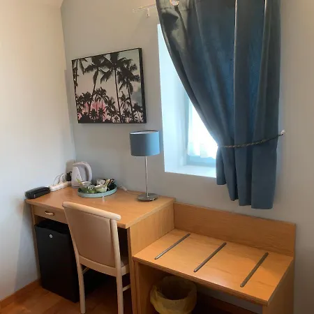 Du Cheval Blanc Hotel 3*