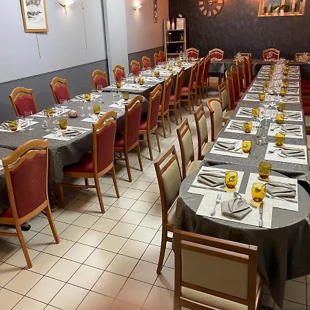 Du Cheval Blanc 3* Beaumont-Pied-de-Boeuf (Sarthe)