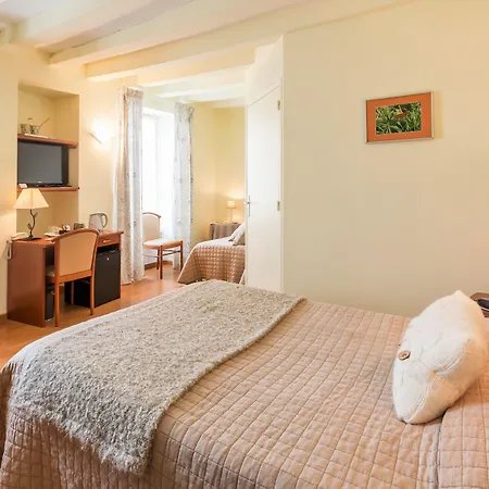Hotel Du Cheval Blanc 3*