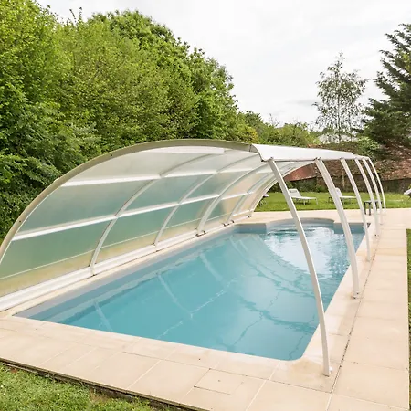 Du Cheval Blanc Hotel Beaumont-Pied-de-Boeuf (Sarthe)
