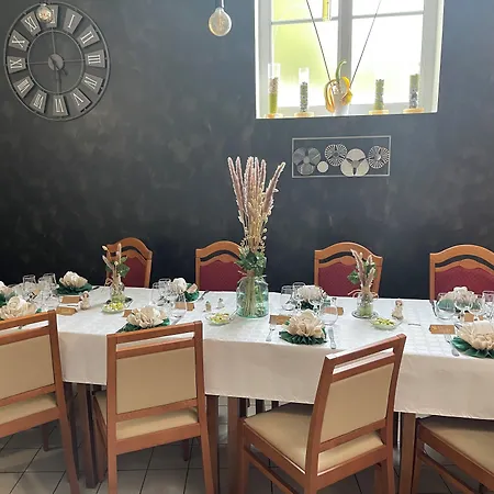 Hotel Du Cheval Blanc Beaumont-Pied-de-Boeuf (Sarthe)