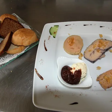 Hotel Du Cheval Blanc 3*