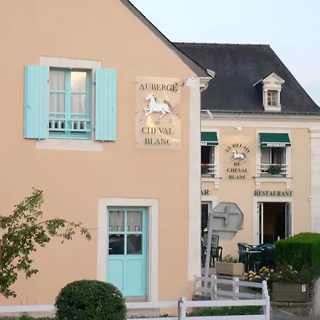 Du Cheval Blanc Hotel Beaumont-Pied-de-Boeuf (Sarthe)