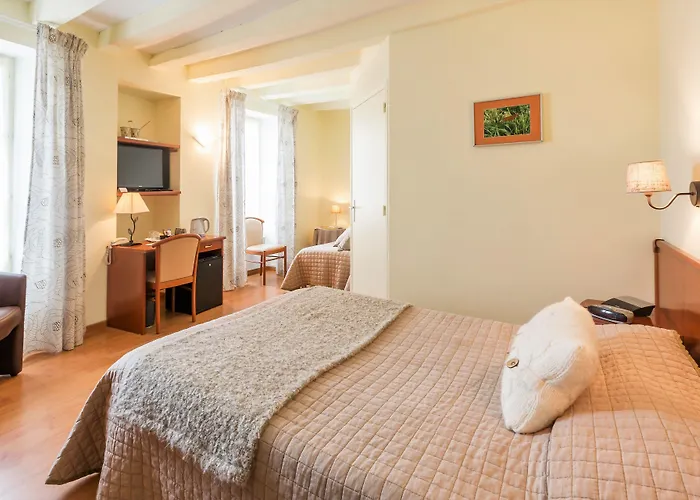 Hotel Du Cheval Blanc 3*